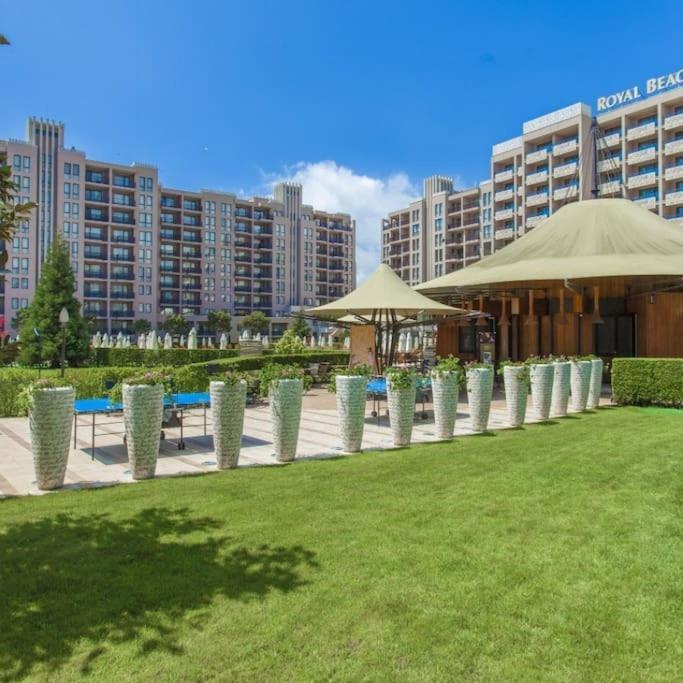 סאני ביץ' Cozy Apartment In Barcelo Royal Beach Hotel ***** מראה חיצוני תמונה
