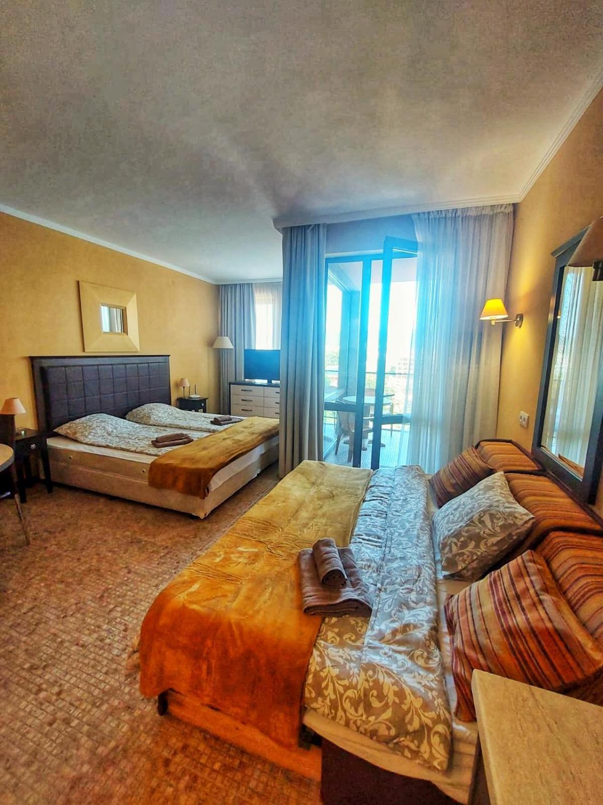 סאני ביץ' Cozy Apartment In Barcelo Royal Beach Hotel ***** מראה חיצוני תמונה